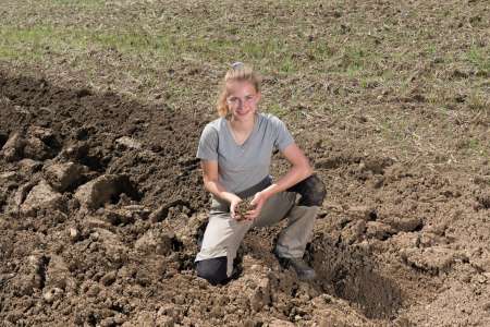 thumb Landwirt auf Acker